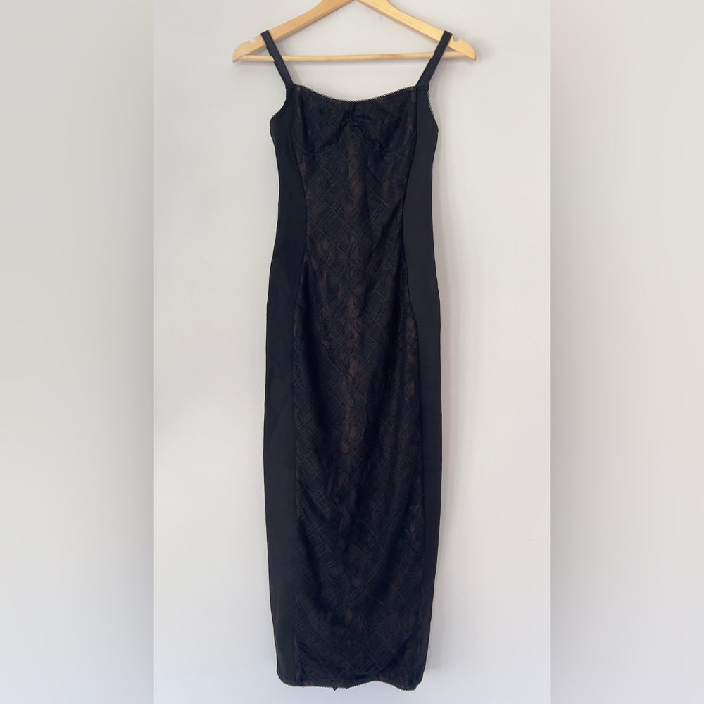 Elegant Lace Panel Dress ( ✨ FINAL SALE)